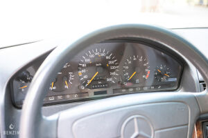 Mercedes-Benz 300 SL 24 R129 - 1992