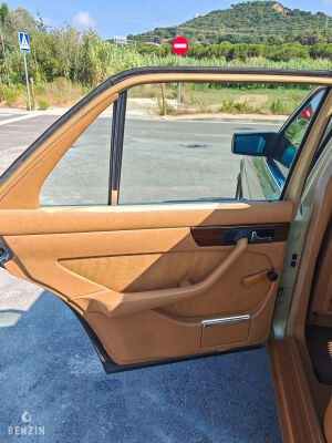 Mercedes-Benz 280 SE W126 - 1982