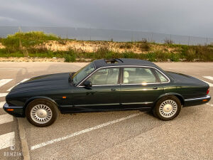 Jaguar XJ8 3.2 - 1999 *Flash