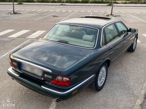 Jaguar XJ8 3.2 - 1999 *Flash