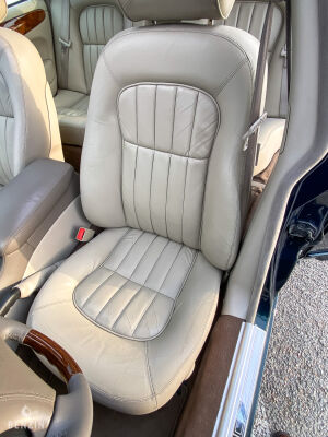 Jaguar XJ8 3.2 - 1999 *Flash