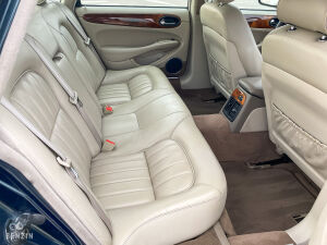 Jaguar XJ8 3.2 - 1999 *Flash