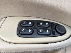 Jaguar XJ8 3.2 - 1999 *Flash