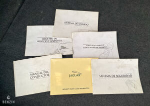 Jaguar XJ8 3.2 - 1999 *Flash