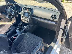 Volkswagen Scirocco - 2013