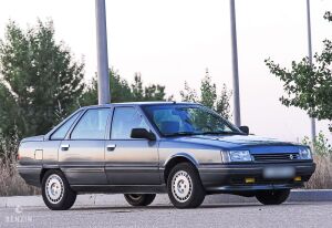 Renault 21 TXE - 1988