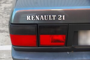 Renault 21 TXE - 1988