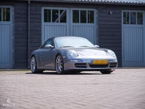 Porsche 911 type 997 Carrera S Cabriolet - 2006
