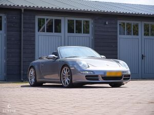 Porsche 911 type 997 Carrera S Cabriolet - 2006