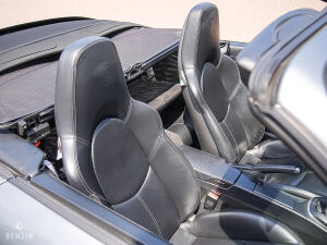 Porsche 911 type 997 Carrera S Cabriolet - 2006