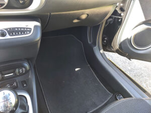 Renault Wind 1.6 133 - 2010