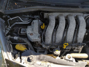 Renault Wind 1.6 133 - 2010