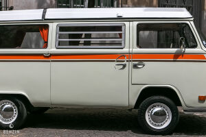 Volkswagen T2 Westfalia - 1972