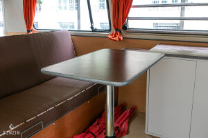 Volkswagen T2 Westfalia - 1972