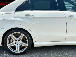 Mercedes-Benz E63 AMG W212 - 2010