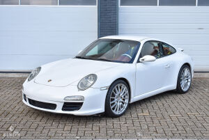 Porsche 911 type 997 Carrera S - 2005