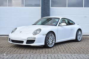 Porsche 911 type 997 Carrera S - 2005