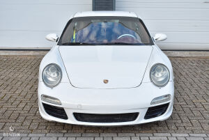 Porsche 911 type 997 Carrera S - 2005