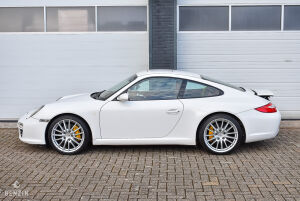 Porsche 911 type 997 Carrera S - 2005