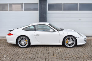 Porsche 911 type 997 Carrera S - 2005