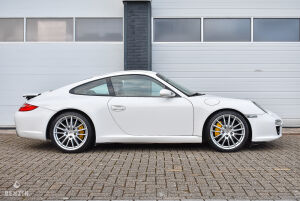 Porsche 911 type 997 Carrera S - 2005
