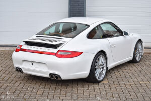 Porsche 911 type 997 Carrera S - 2005