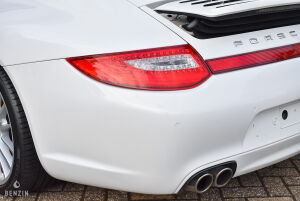 Porsche 911 type 997 Carrera S - 2005
