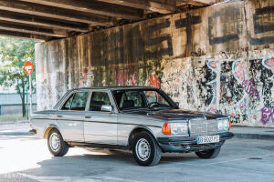 Mercedes-Benz 300D W123 - 1982