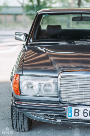 Mercedes-Benz 300D W123 - 1982