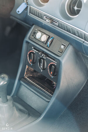 Mercedes-Benz 300D W123 - 1982