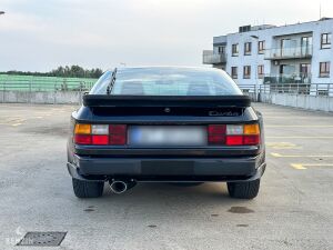 Porsche 944 Turbo - 1985