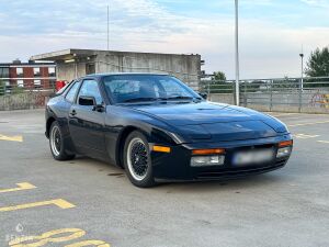 Porsche 944 Turbo - 1985