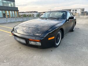 Porsche 944 Turbo - 1985