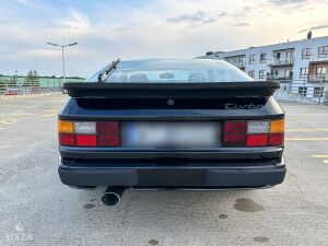 Porsche 944 Turbo - 1985