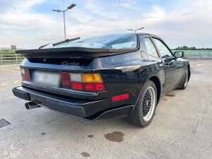 Porsche 944 Turbo - 1985