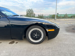 Porsche 944 Turbo - 1985