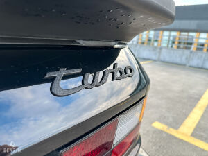 Porsche 944 Turbo - 1985