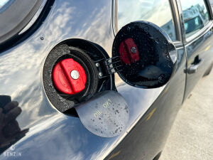 Porsche 944 Turbo - 1985
