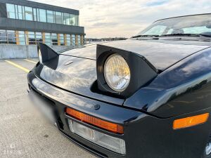 Porsche 944 Turbo - 1985