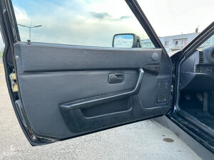 Porsche 944 Turbo - 1985