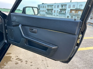 Porsche 944 Turbo - 1985