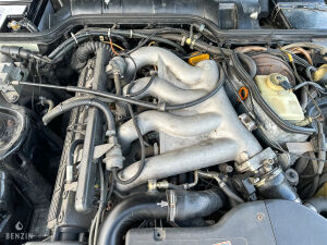 Porsche 944 Turbo - 1985