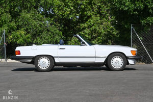 Mercedes-Benz 560 SL R107 - 1987