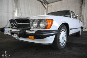 Mercedes-Benz 560 SL R107 - 1987