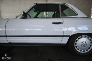 Mercedes-Benz 560 SL R107 - 1987