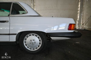 Mercedes-Benz 560 SL R107 - 1987