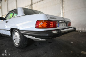 Mercedes-Benz 560 SL R107 - 1987