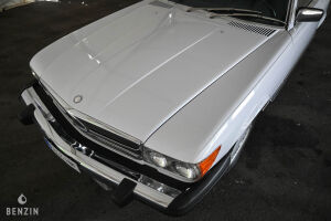 Mercedes-Benz 560 SL R107 - 1987