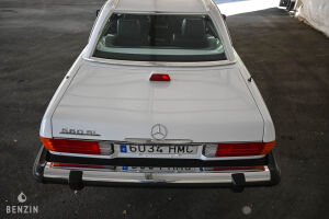 Mercedes-Benz 560 SL R107 - 1987