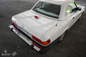 Mercedes-Benz 560 SL R107 - 1987